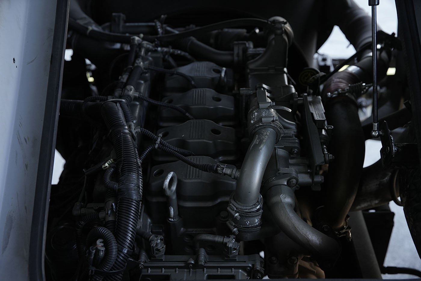 international,4700SFC 182HP MXF4.8 6VEL,2018