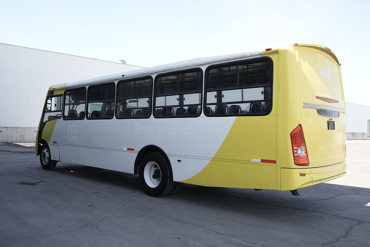 international,4700SFC 222HP MXF7.2 6VEL. 236,2018