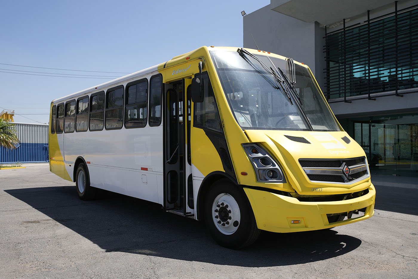 international,4700SFC 222HP MXF7.2 6VEL. 236,2018