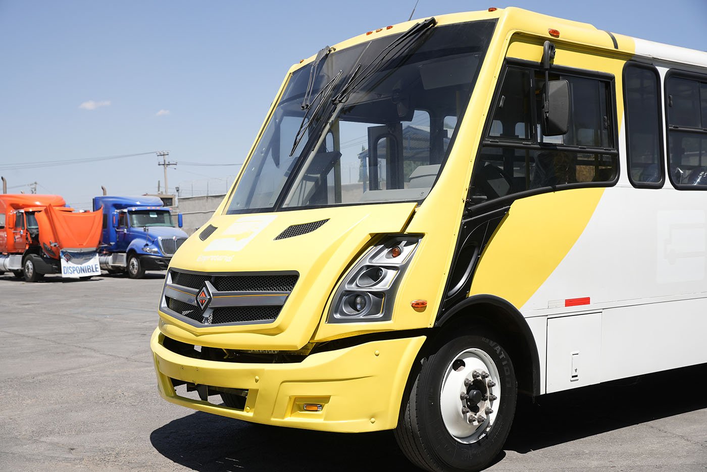 international,4700SFC 222HP MXF7.2 6VEL. 236,2018
