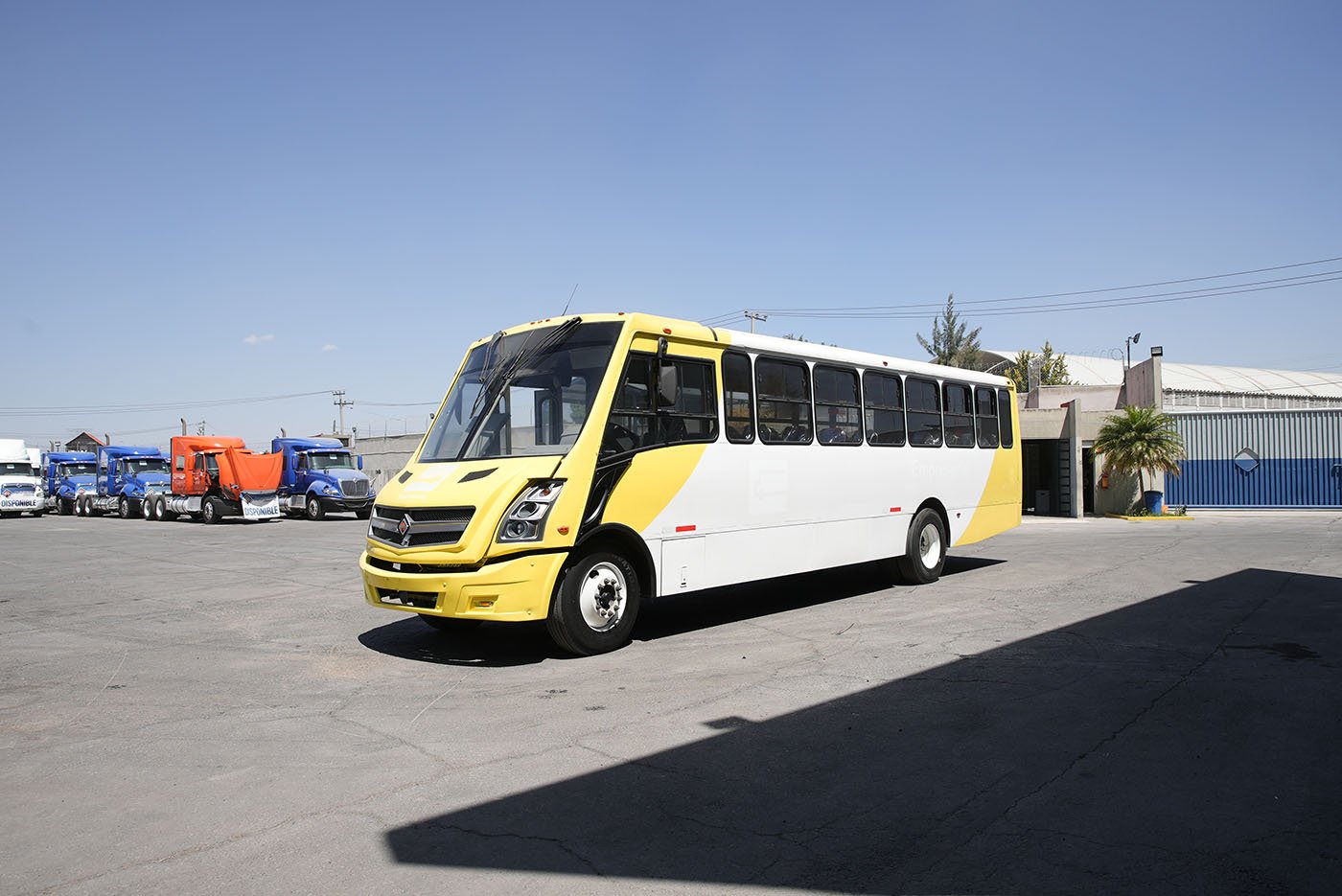 international,4700SFC 222HP MXF7.2 6VEL. 236,2018