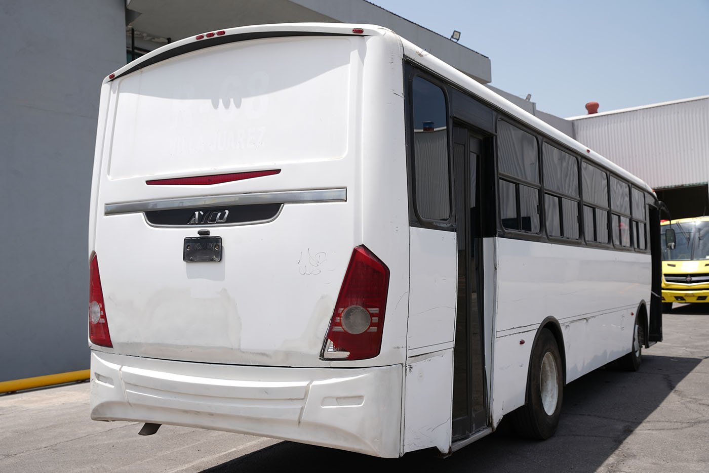 international,4700 FE,2020