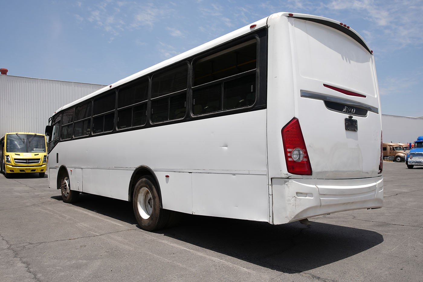 international,4700 FE,2020