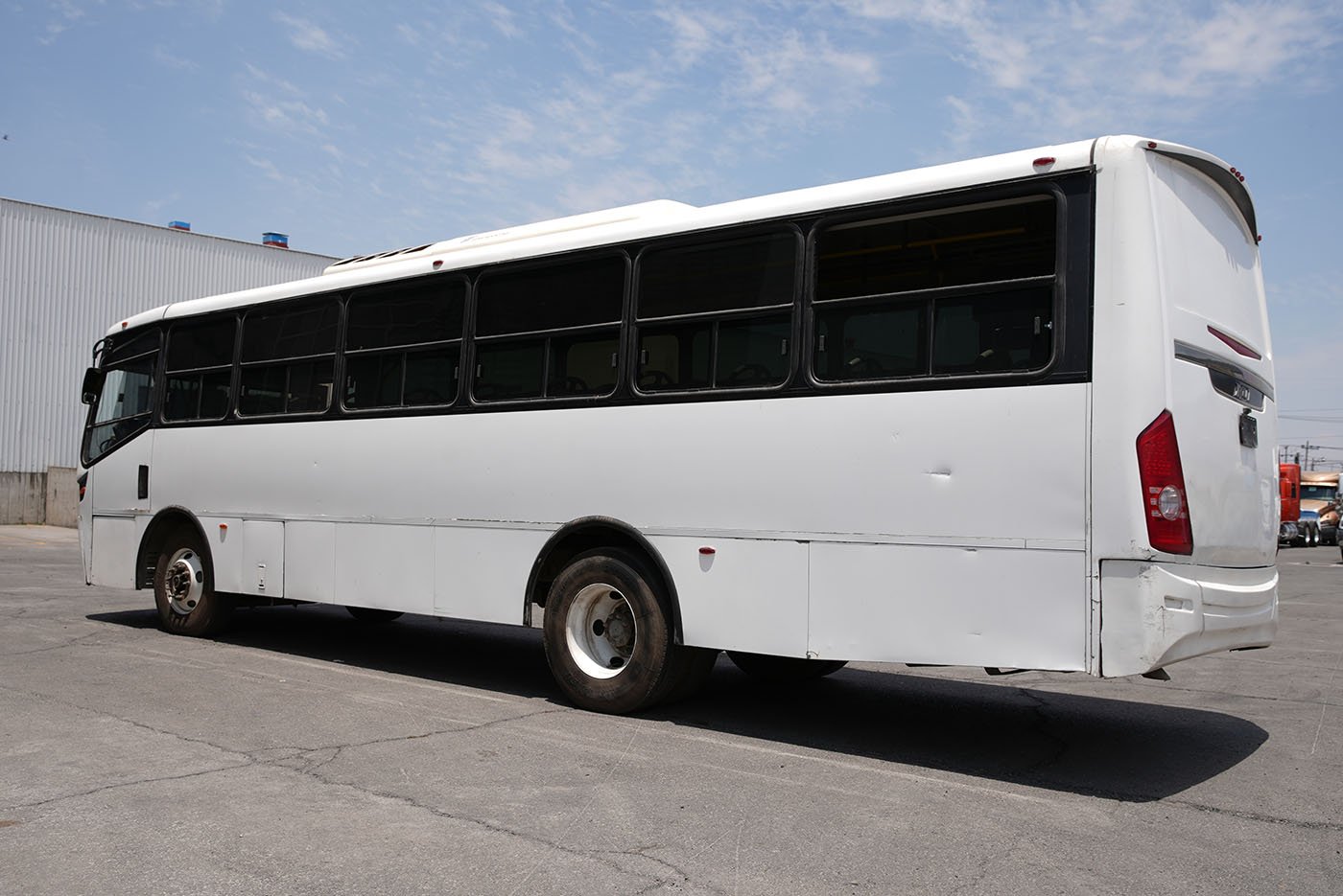 international,4700 FE,2020