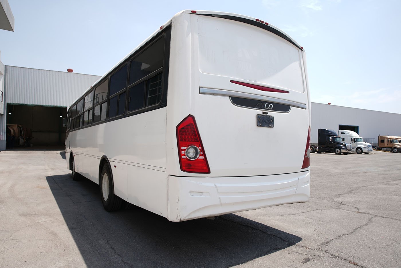 international,4700 FE,2020