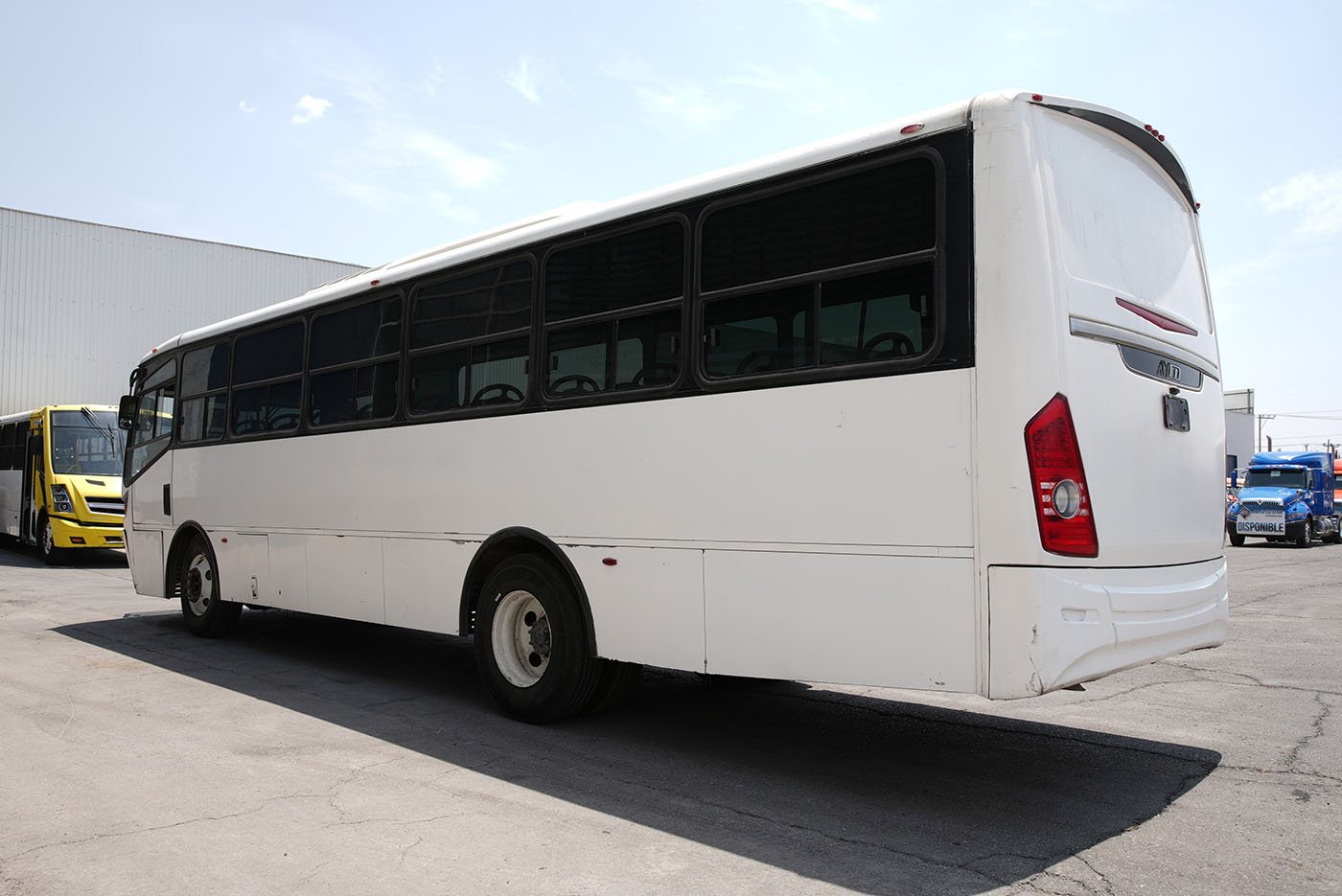 international,4700 FE,2020