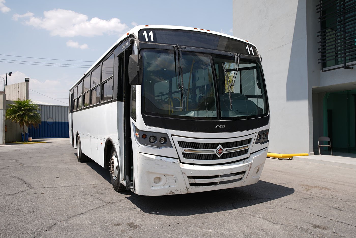 international,4700 FE,2020