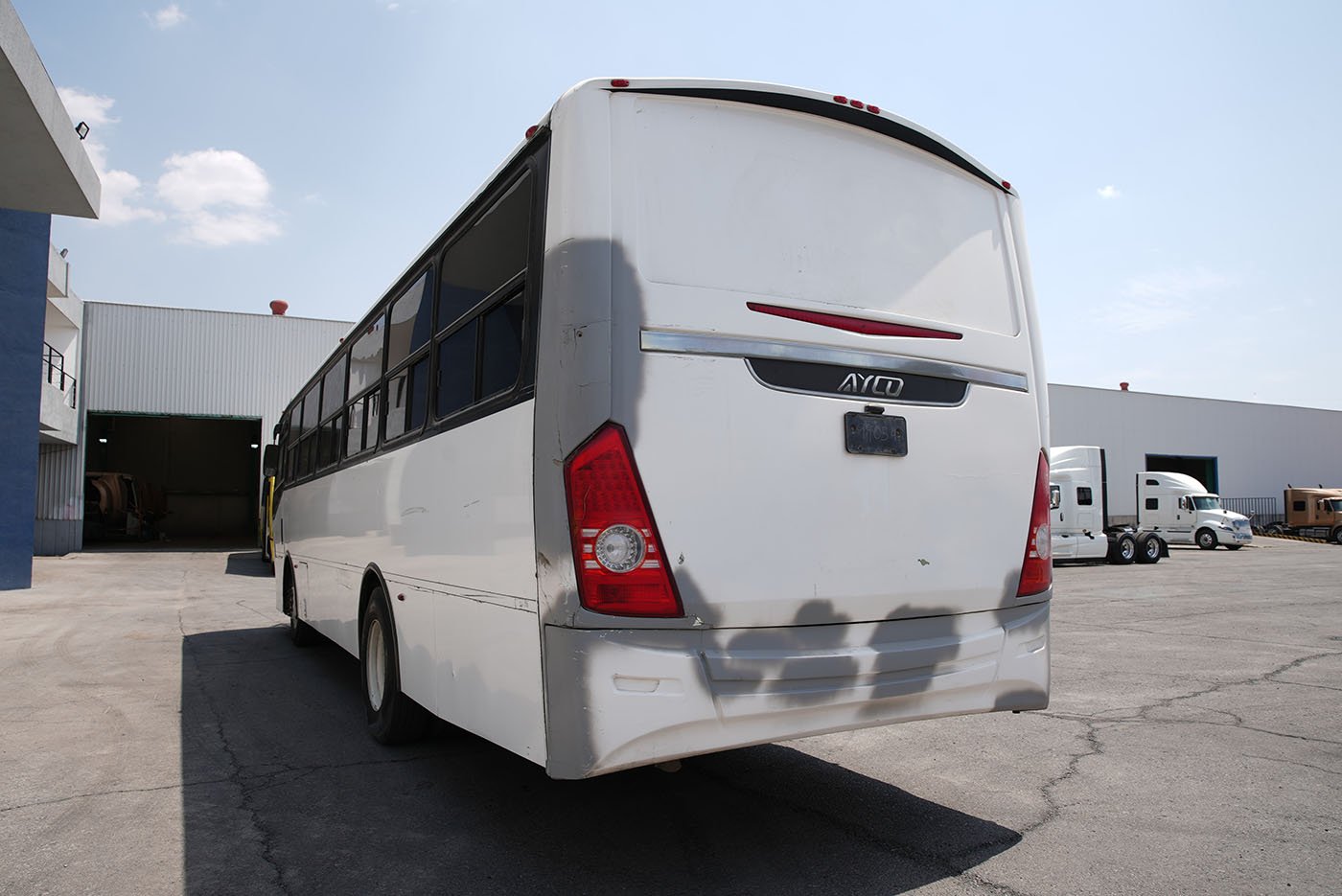 international,4700 FE,2020