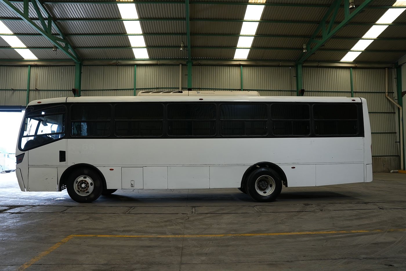 international,4700 FE CON CLIMA CARRIER MOD.AC353 G4.II,2020
