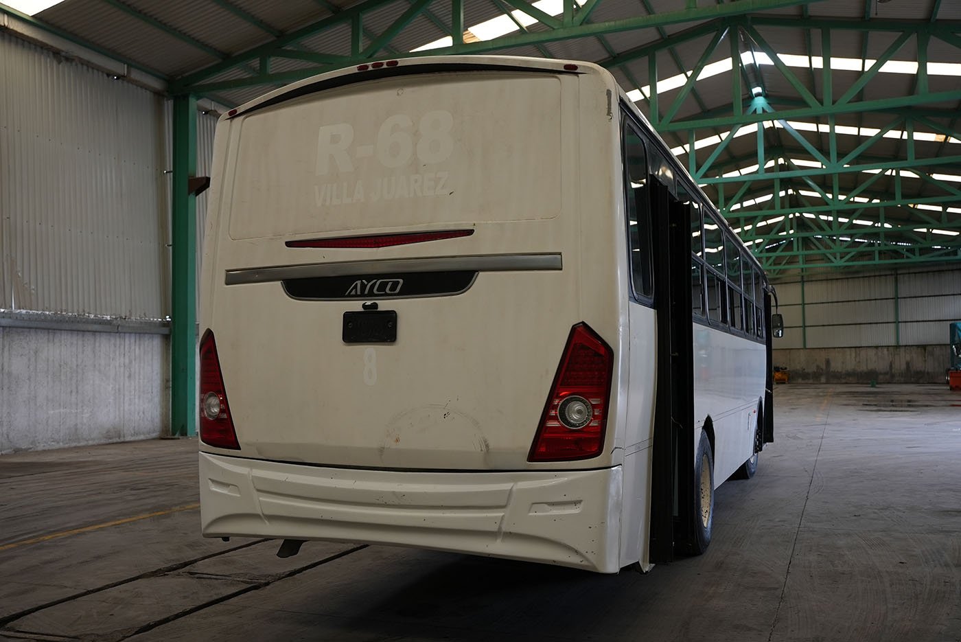 international,4700 FE CON CLIMA CARRIER MOD.AC353 G4.II,2020