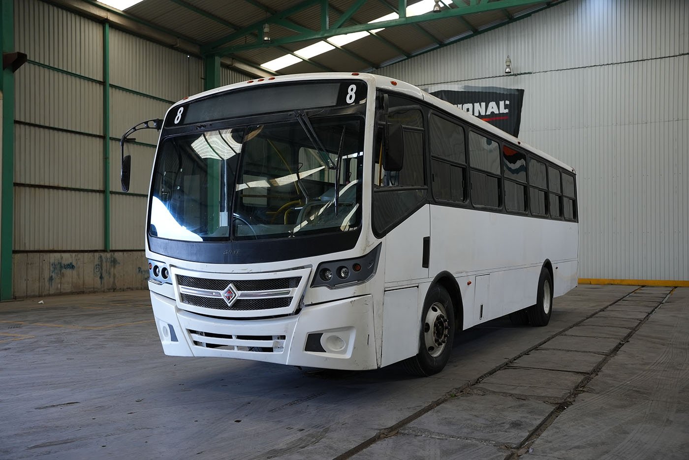 international,4700 FE CON CLIMA CARRIER MOD.AC353 G4.II,2020