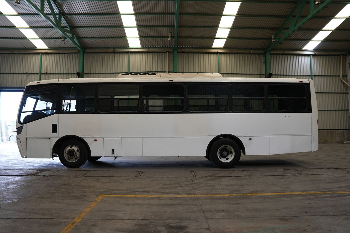 international,4700 FE CON CLIMA CARRIER MOD.AC353 G4.II,2020