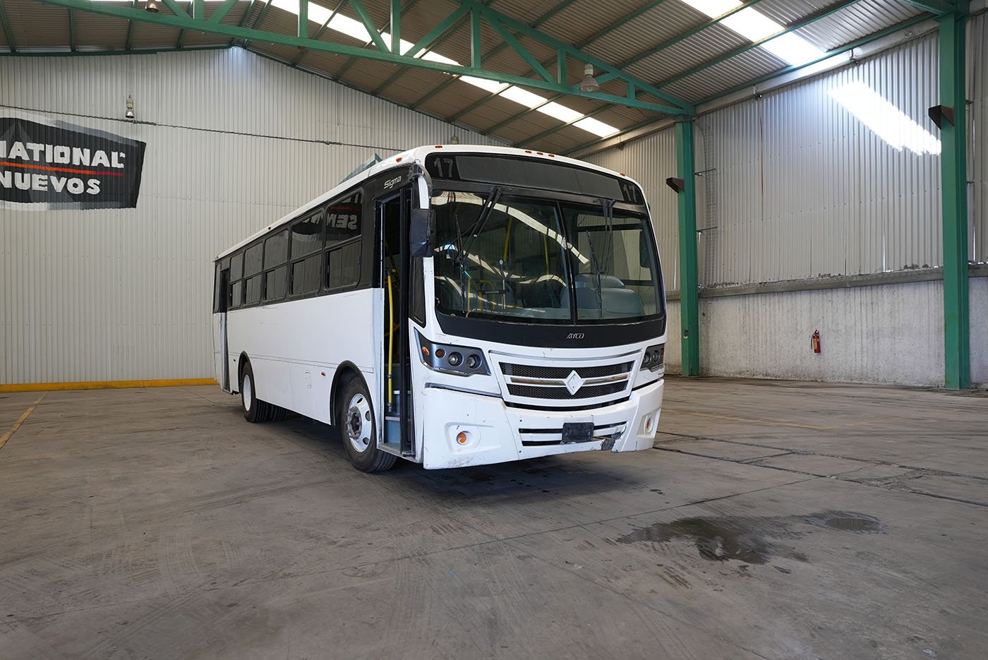 international,4700 FE CON CLIMA CARRIER MOD.AC353 G4.II,2020