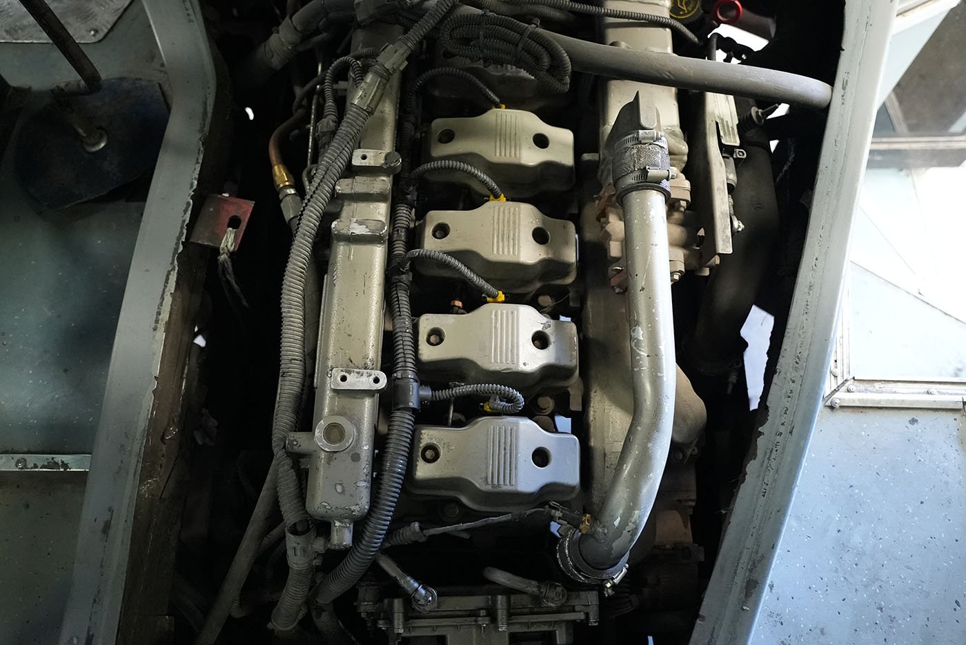 international,4700 FE CON CLIMA CARRIER MOD.AC353 G4.II,2020