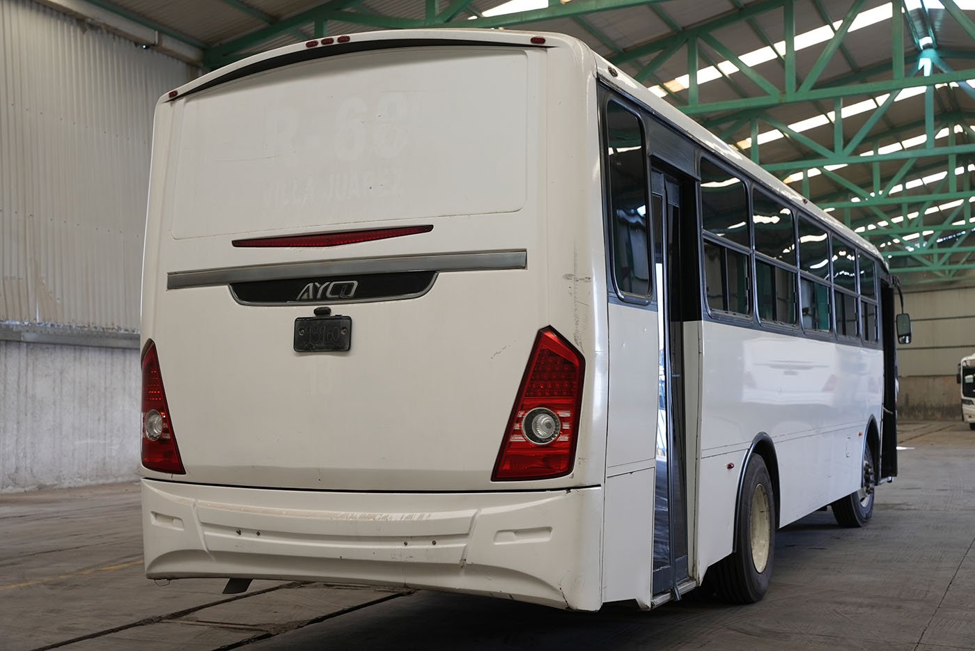 international,4700 FE CON CLIMA CARRIER MOD.AC353 G4.II,2020