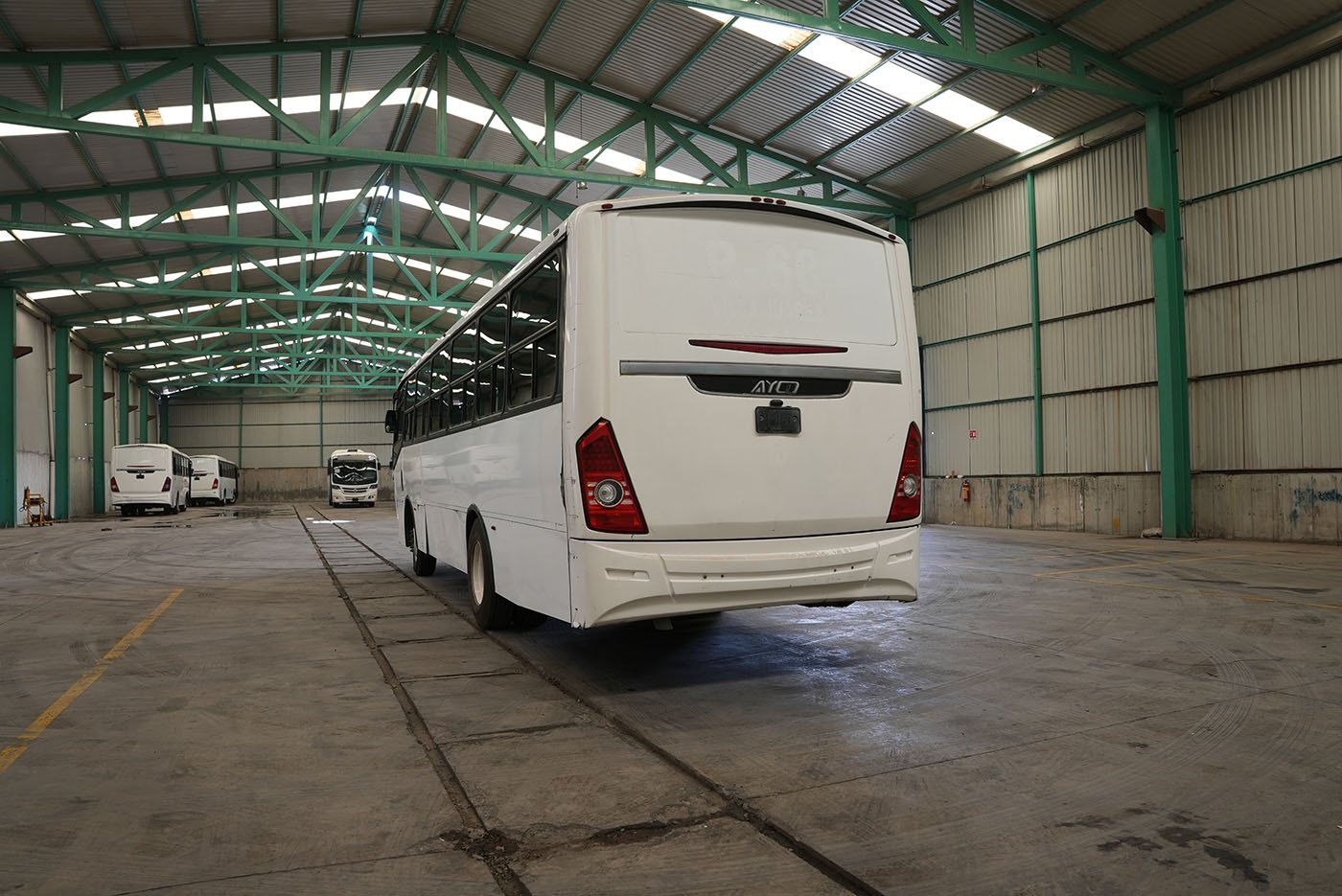 international,4700 FE CON CLIMA CARRIER MOD.AC353 G4.II,2020