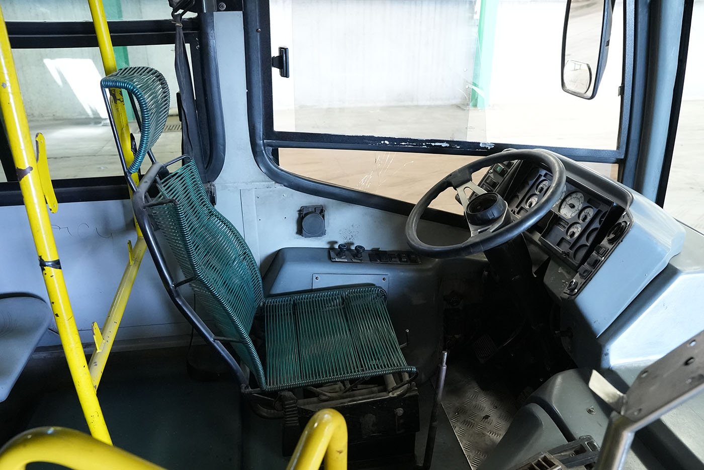 international,4700 FE CON CLIMA CARRIER MOD.AC353 G4.II,2020
