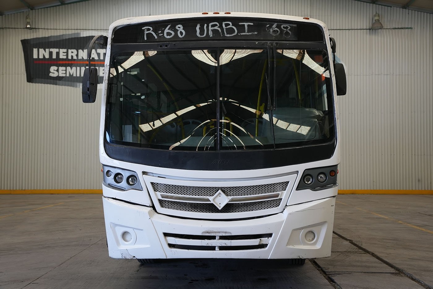 international,4700 FE CON CLIMA CARRIER MOD.AC353 G4.II,2020