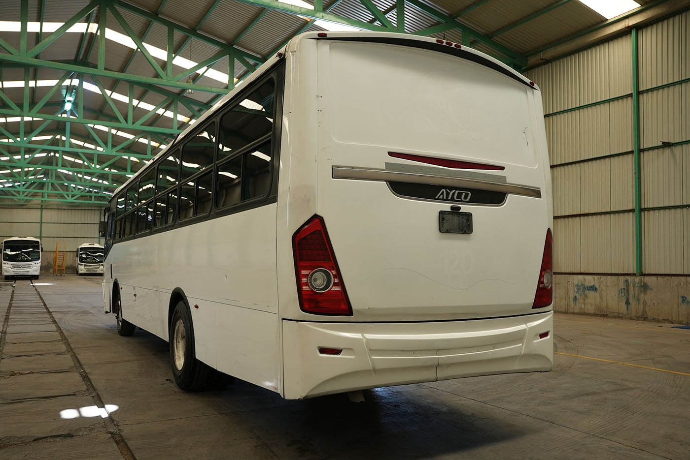 international,4700 FE CON CLIMA CARRIER MOD.AC353 G4.II,2020
