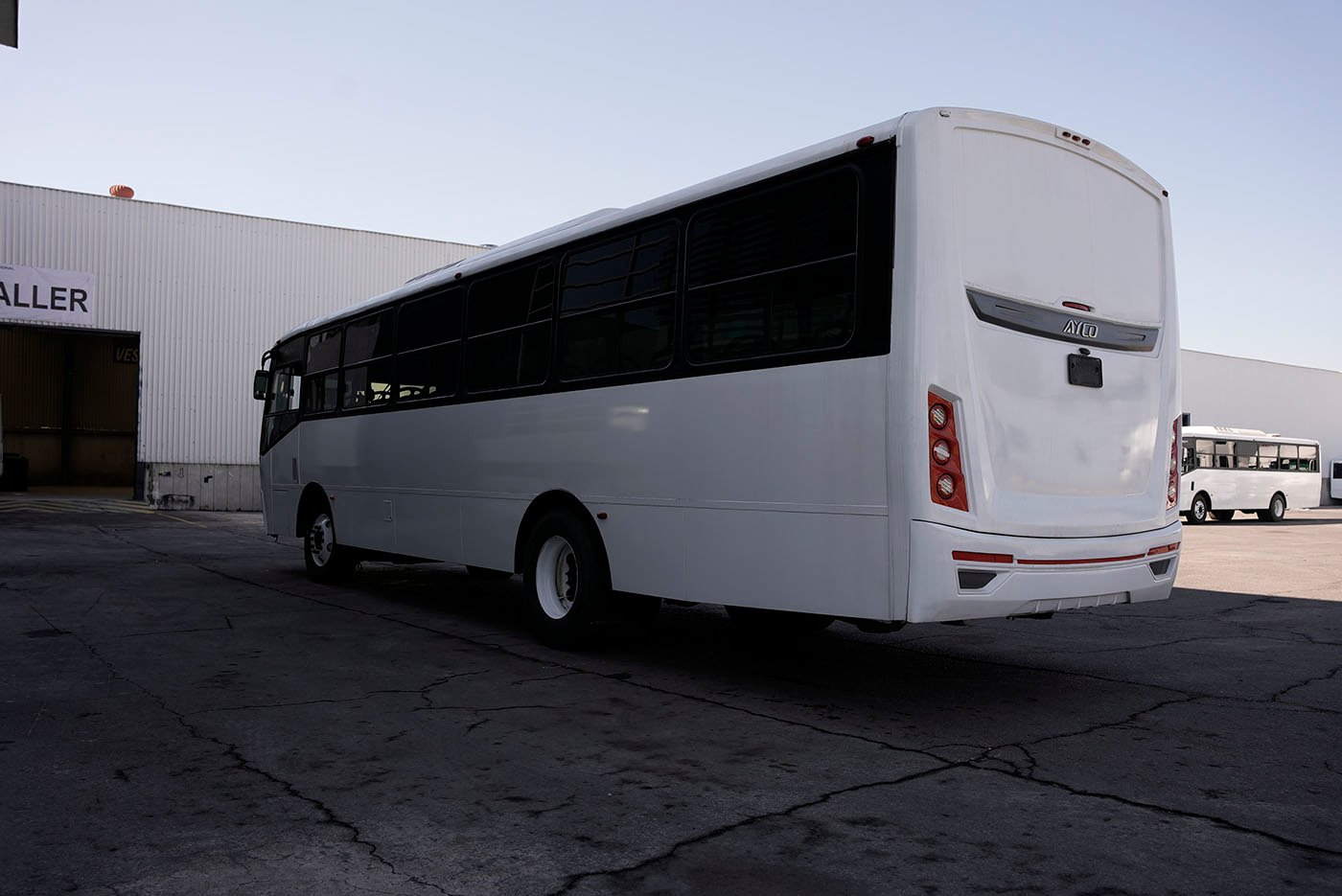 international,4700FE EURO V CON CLIMA CARRIER MOD. AC353 G4. II,2022