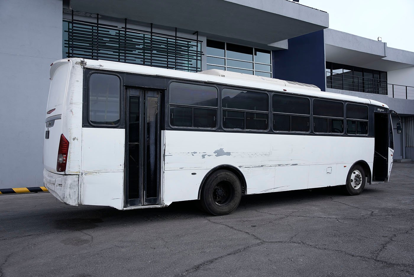international,4700 FE CON CLIMA CARRIER MOD.AC353 G4.II,2020