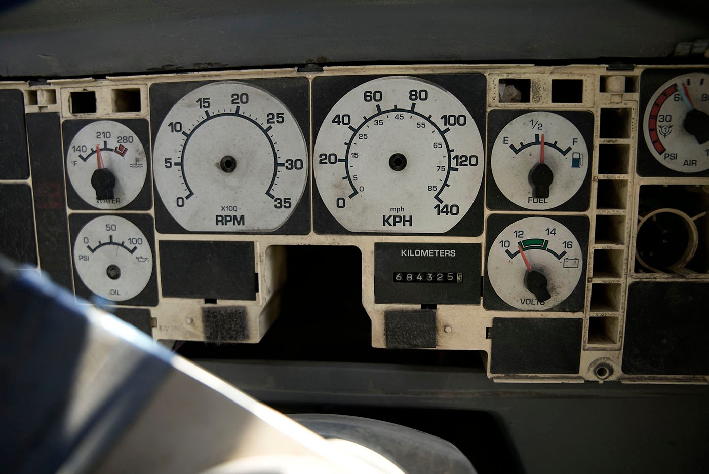 international,4700 FE CON CLIMA CARRIER MOD.AC353 G4.II,2019
