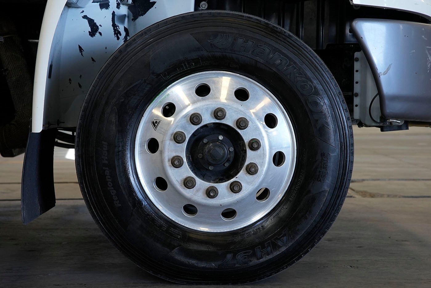 international,MV 250HP ISB 10VEL 52K,2023