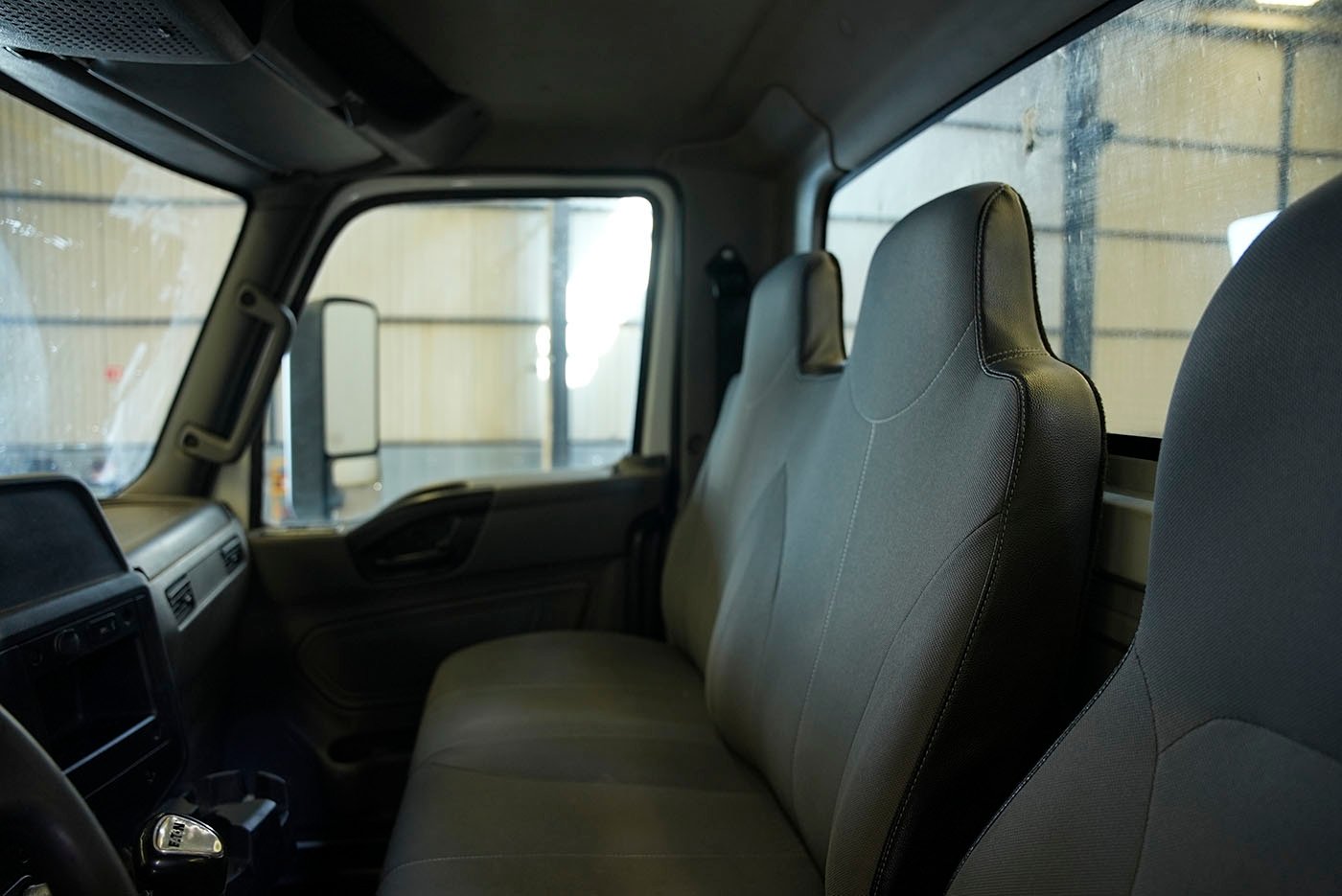 international,MV 250HP ISB 10VEL 52K,2023