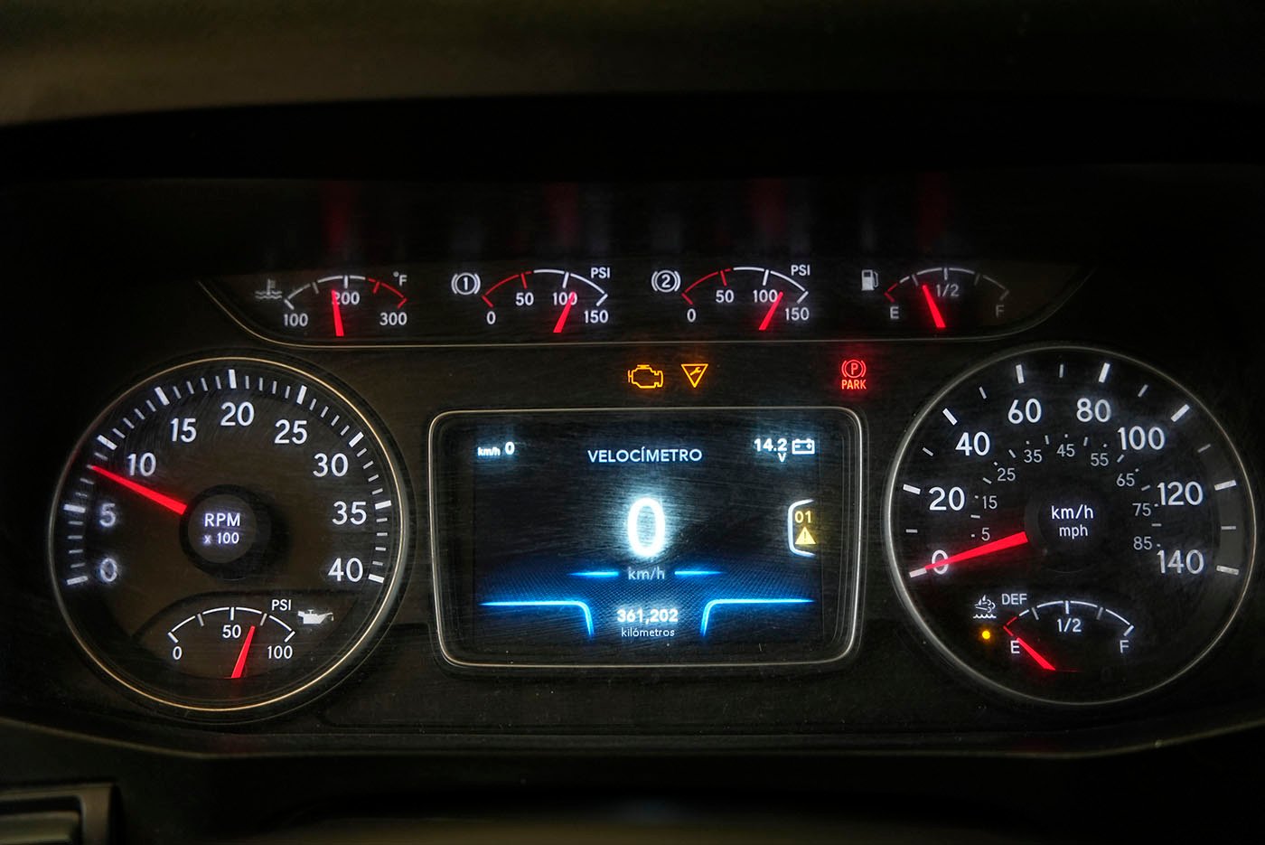 international,MV 250HP ISB 10VEL 52K,2023