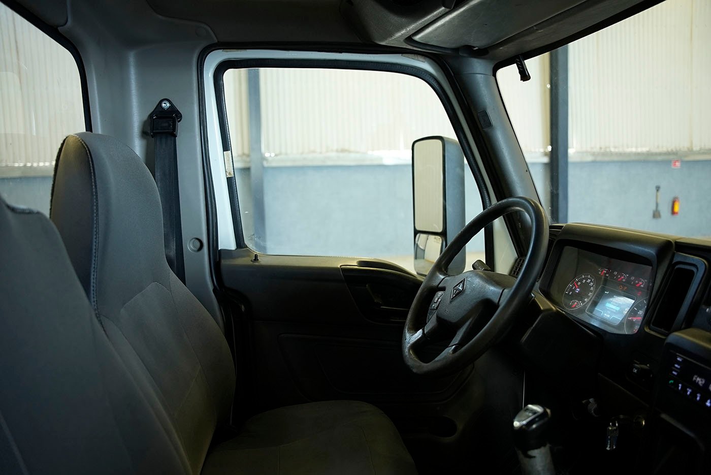 international,MV 250HP ISB 10VEL 52K,2023