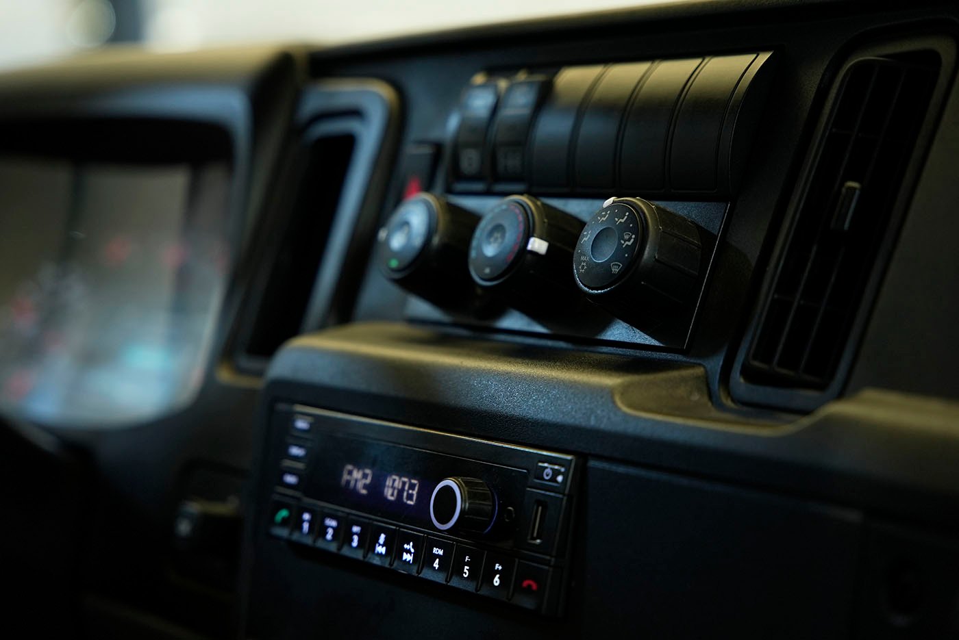 international,MV 250HP ISB 10VEL 52K,2023