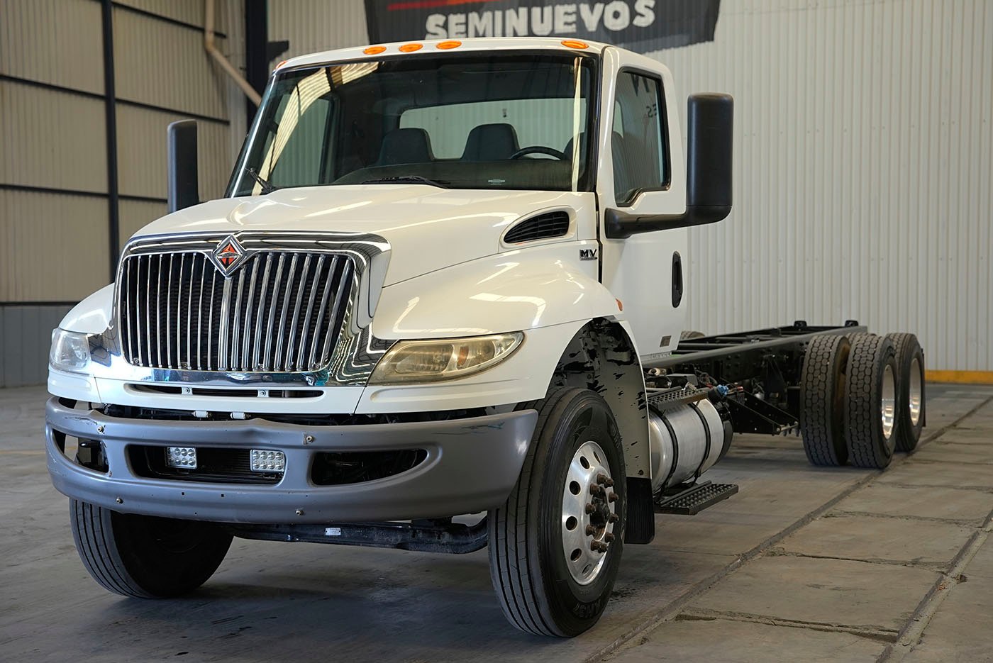 international,MV 250HP ISB 10VEL 52K,2023