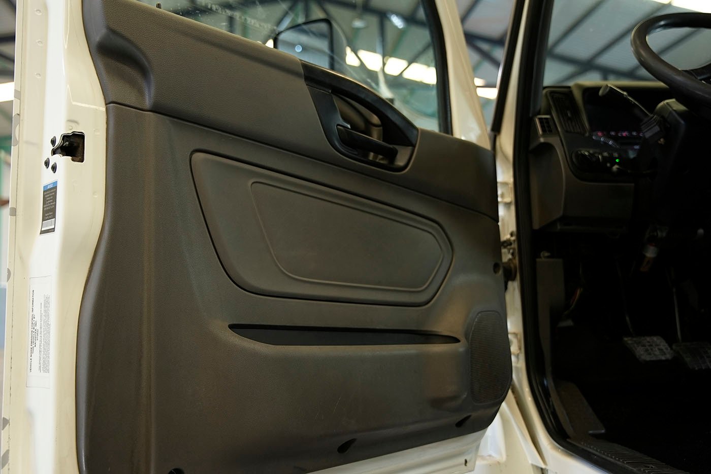 international,MV ISB EURO V NEUM 52K,2023