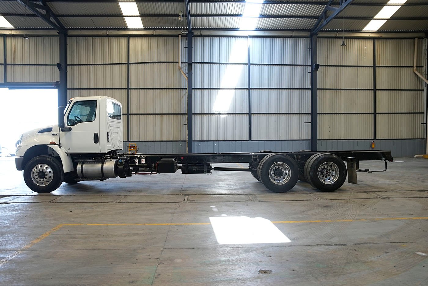 international,MV 250HP ISB 10VEL 52K,2023