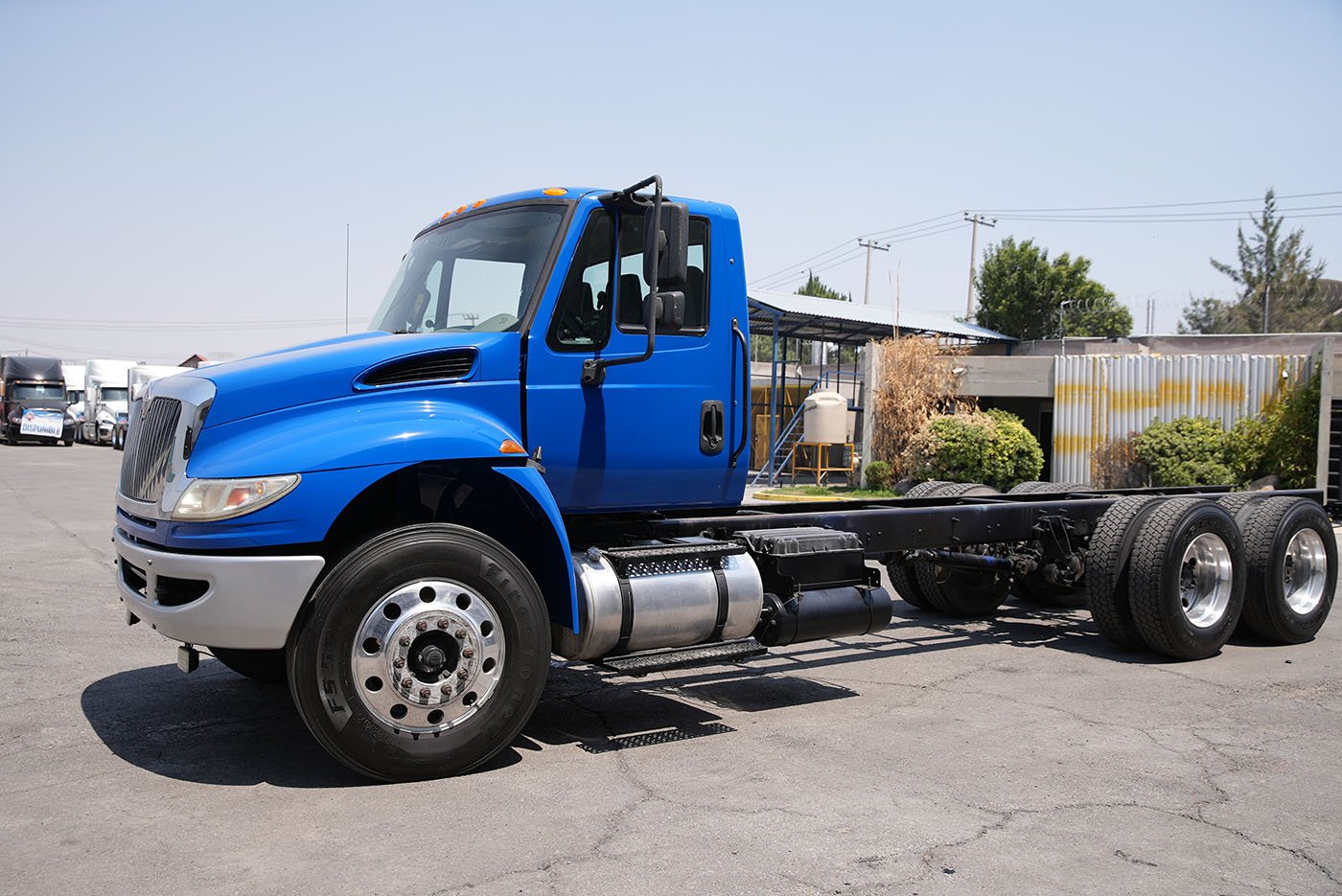 international,4400 260HP DT466 10VEL 236 NEU,2017
