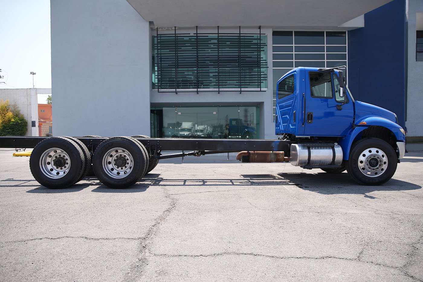 international,4400 260HP DT466 10VEL 236 NEU,2017
