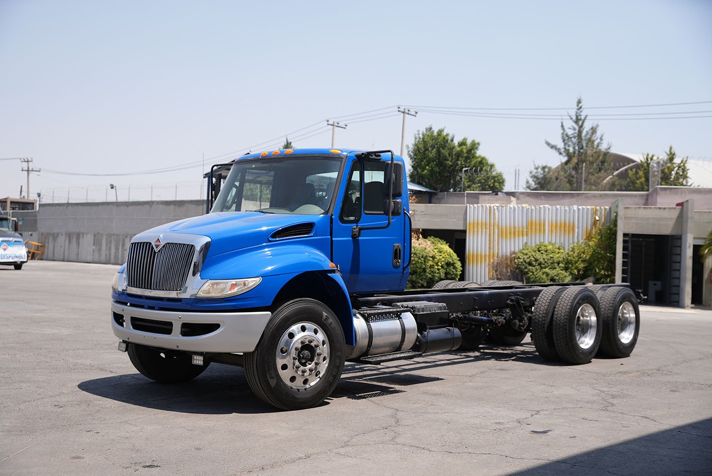 international,4400 260HP DT466 10VEL 236 NEU,2017