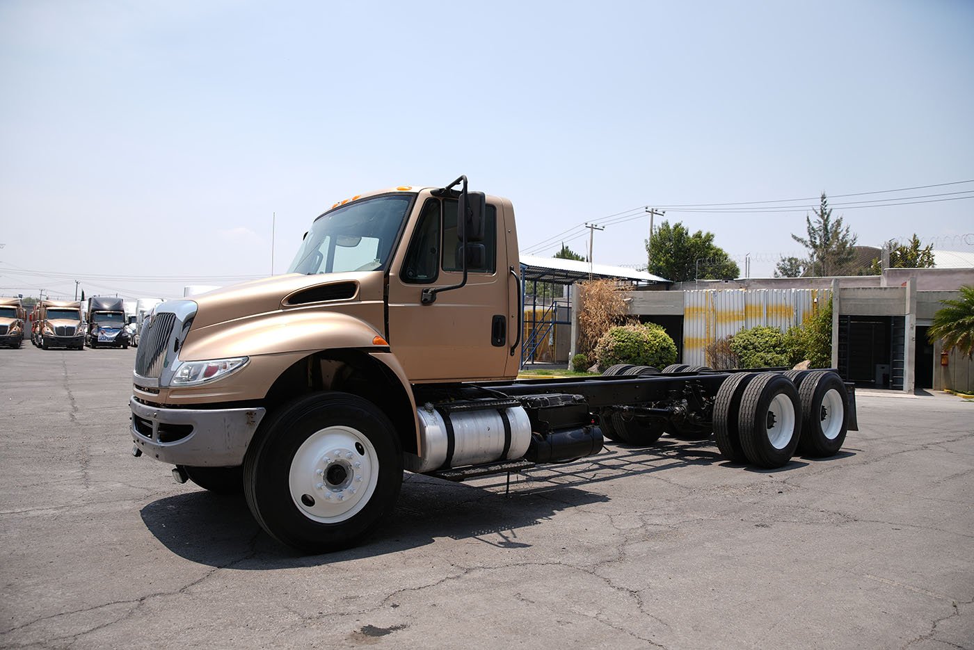 international,4400 260HP DT466 10VEL 236 NEU,2017