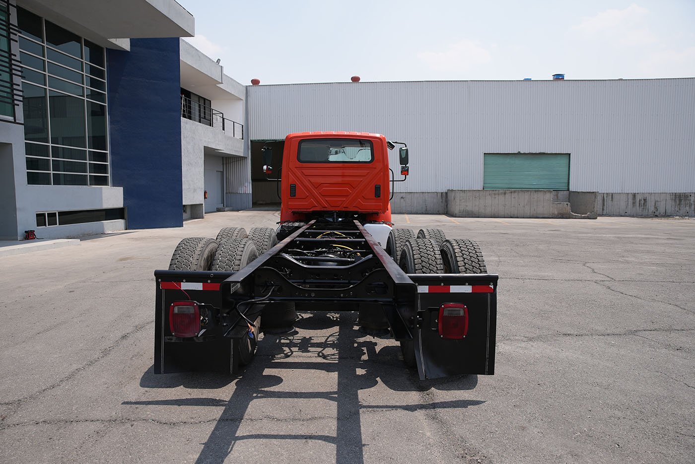 international,4400 260HP DT466 10VEL 236 NEU,2017