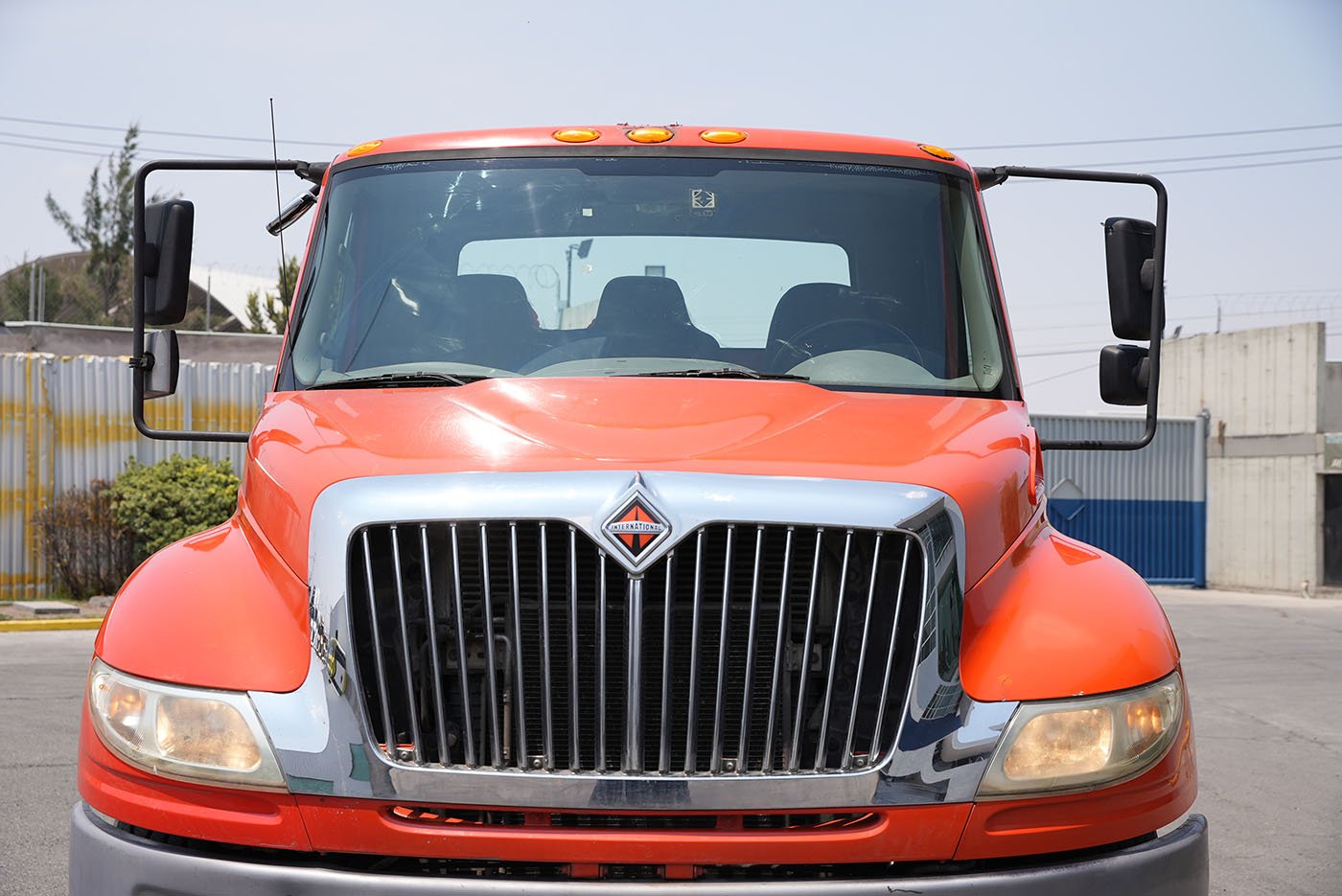 international,4400 260HP DT466 10VEL 236 NEU,2017