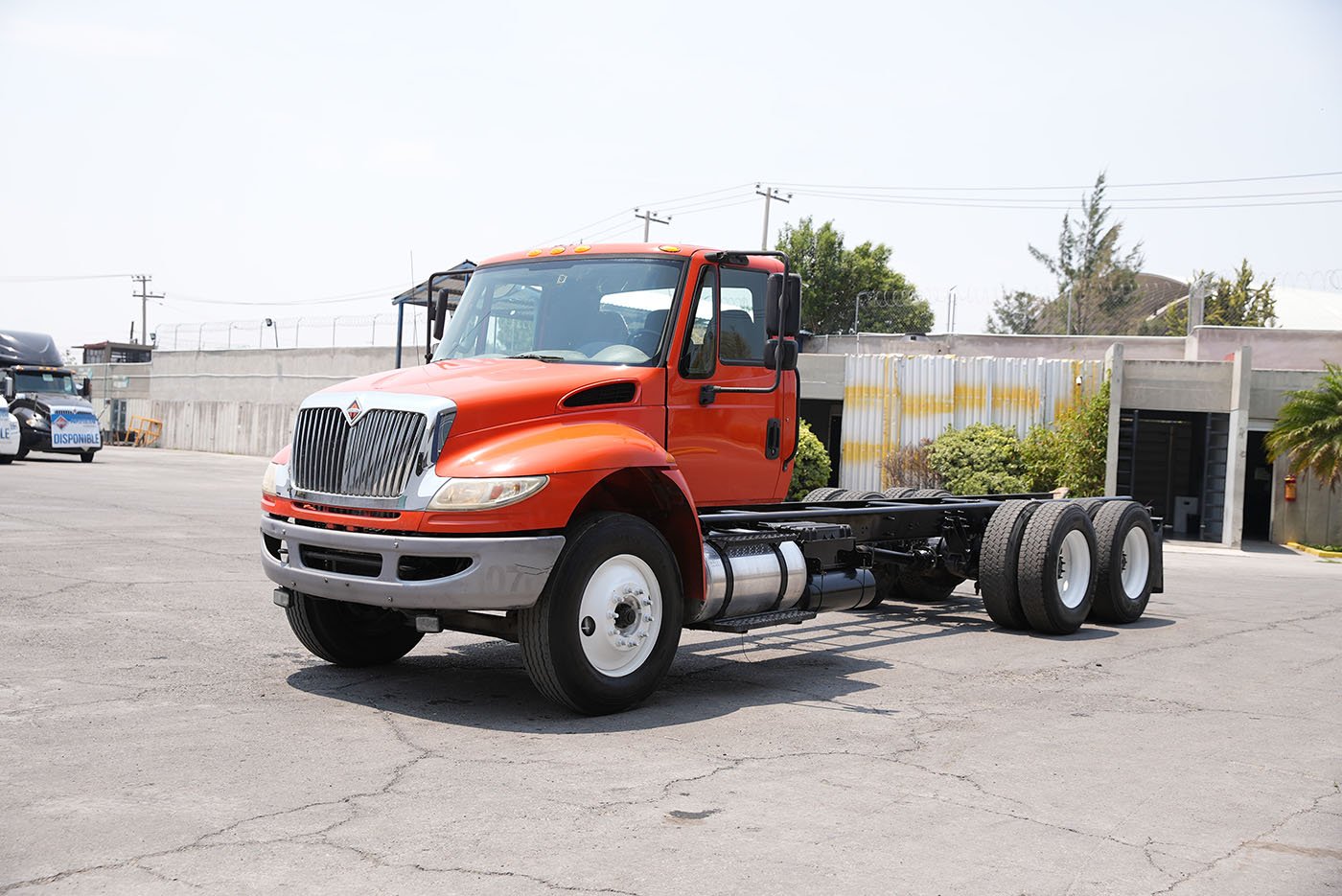 international,4400 260HP DT466 10VEL 236 NEU,2017