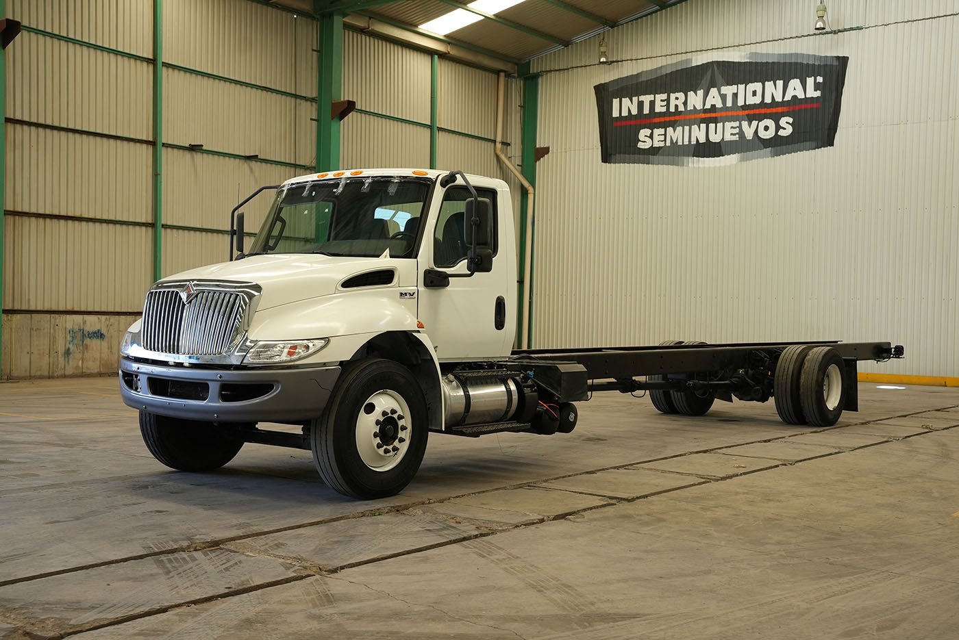 international,MV607 4X2,2020