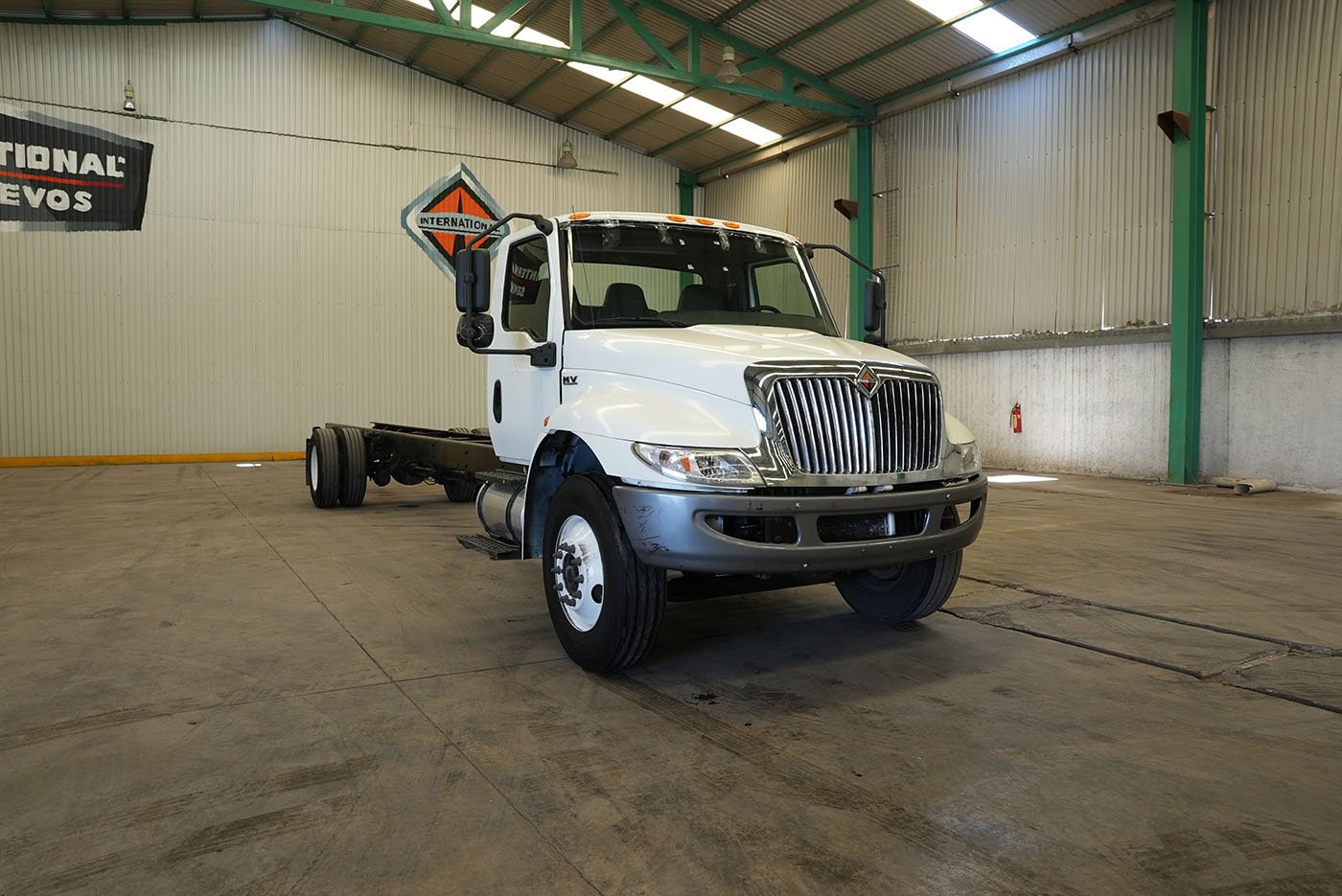 international,MV607 4X2,2020