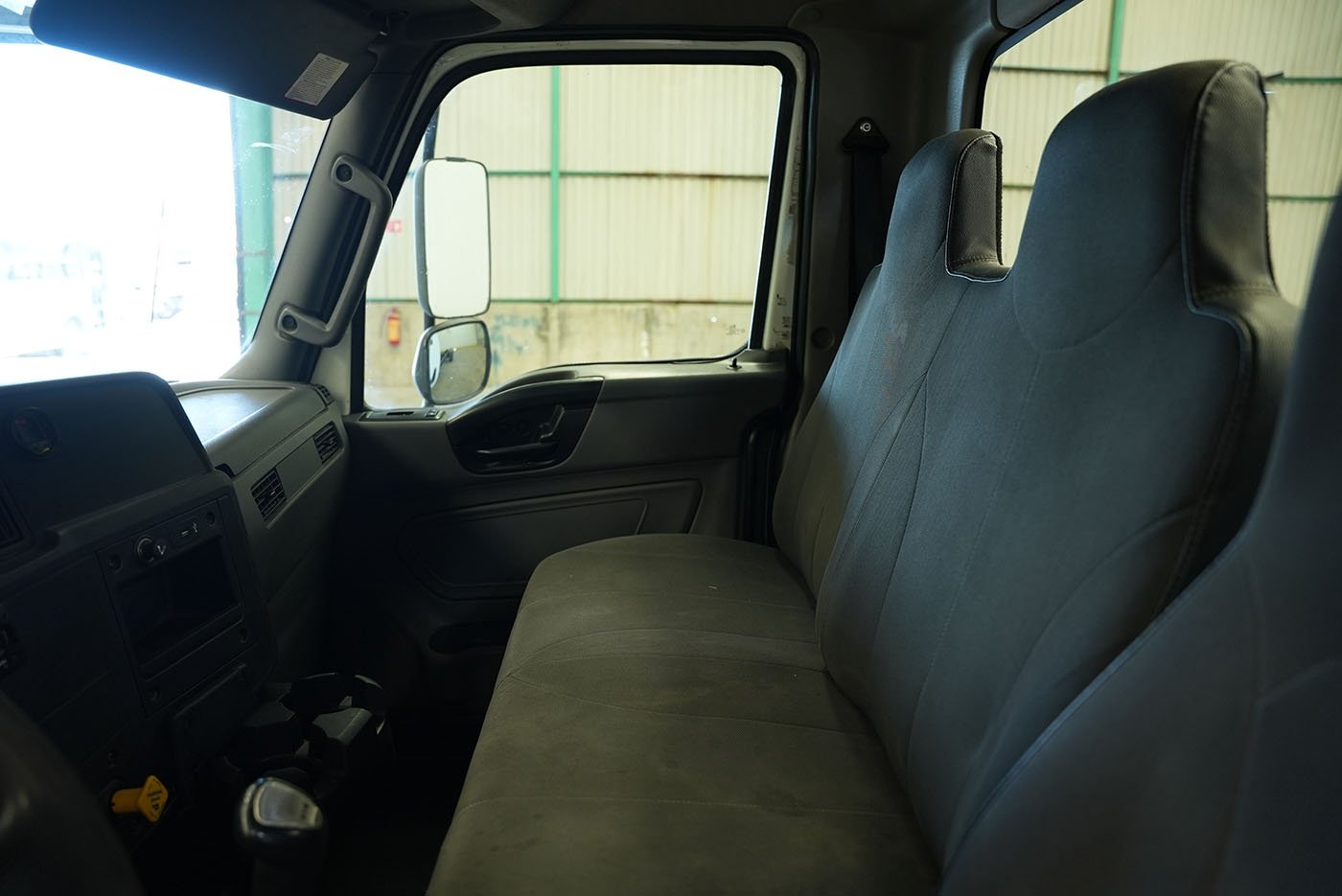 international,MV607 4X2,2020