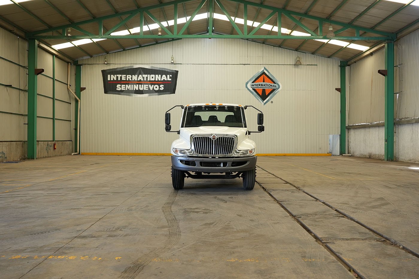 international,MV607 4X2,2020