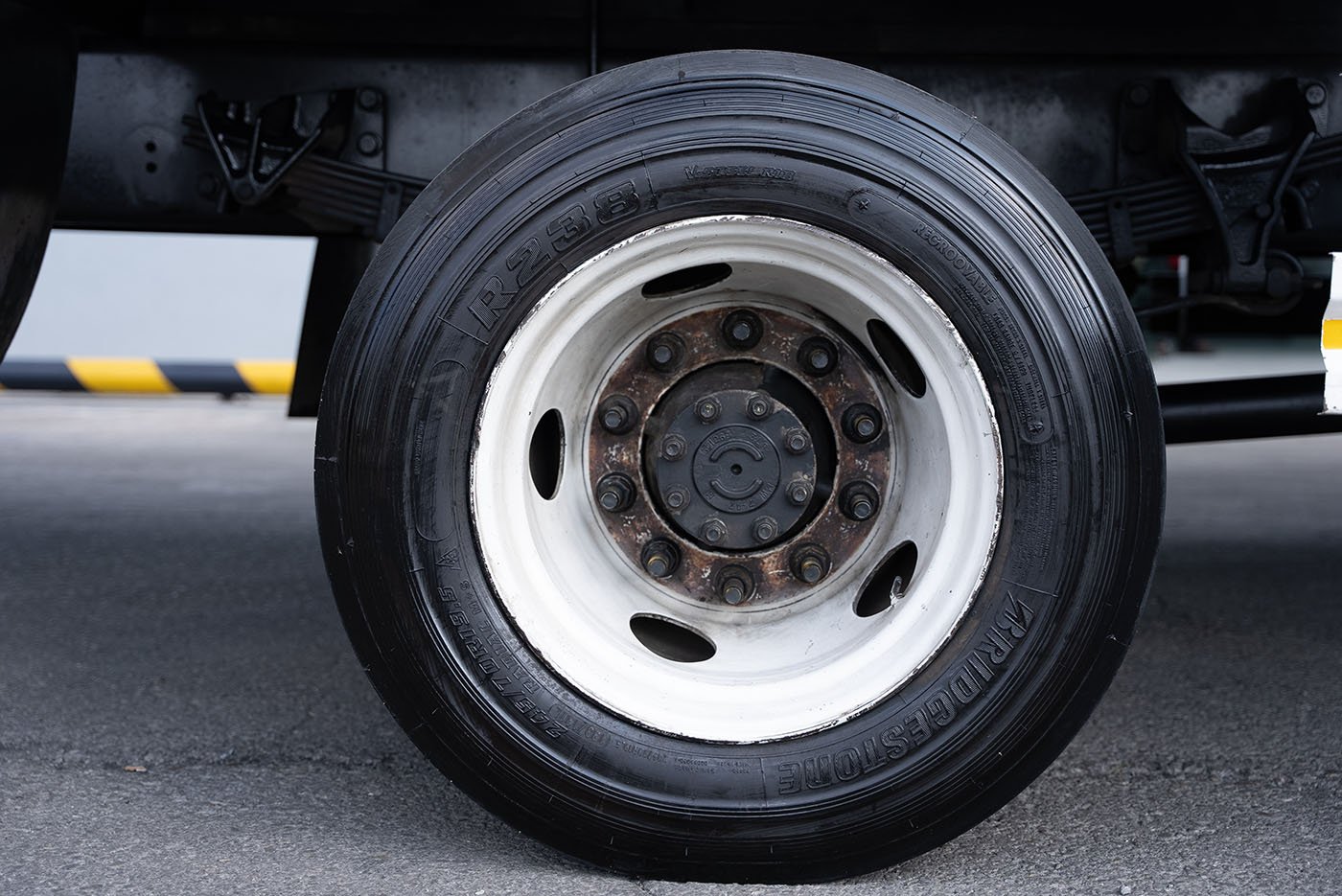 international,DURASTAR 4300 210 25.5K LOW PROFILE INCLUYE CAJA SECA CERRAD,2019