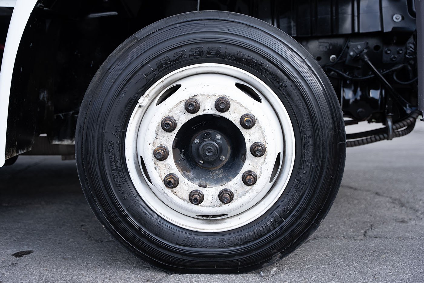 international,DURASTAR 4300 210 25.5K LOW PROFILE INCLUYE CAJA SECA CERRAD,2019