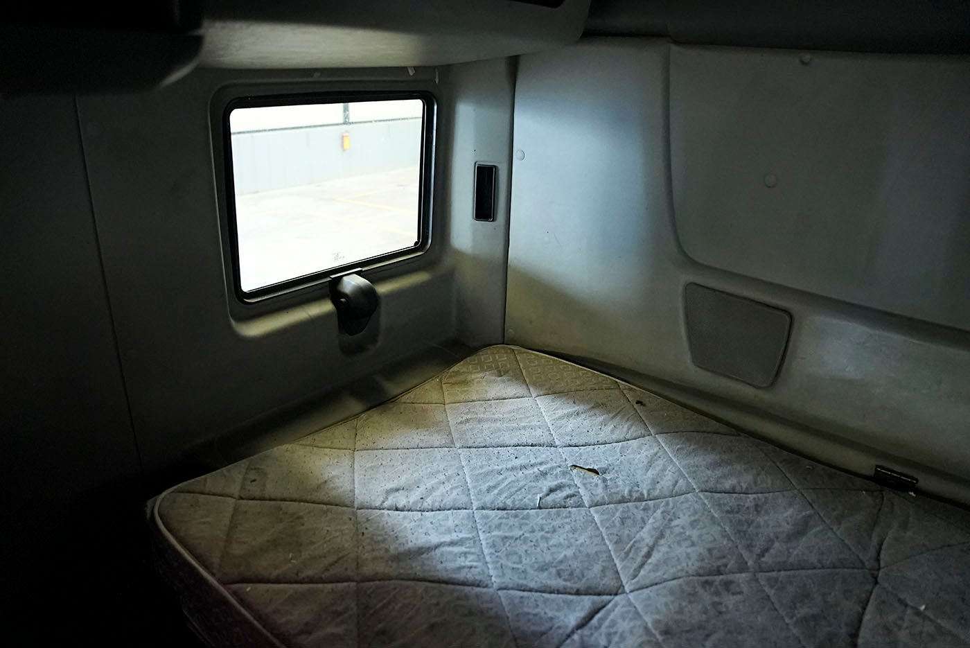 international,PROSTAR SKY RISE,2019