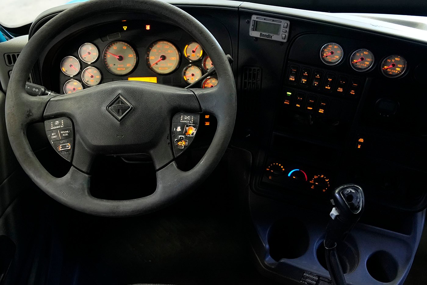 international,PROSTAR SKY RISE,2019