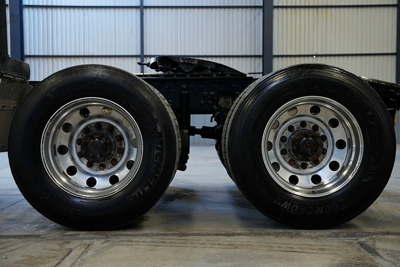 international,PROSTAR SKY RISE,2019